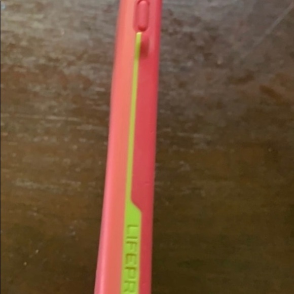 iphone 6s plus life proof case - Picture 2 of 4